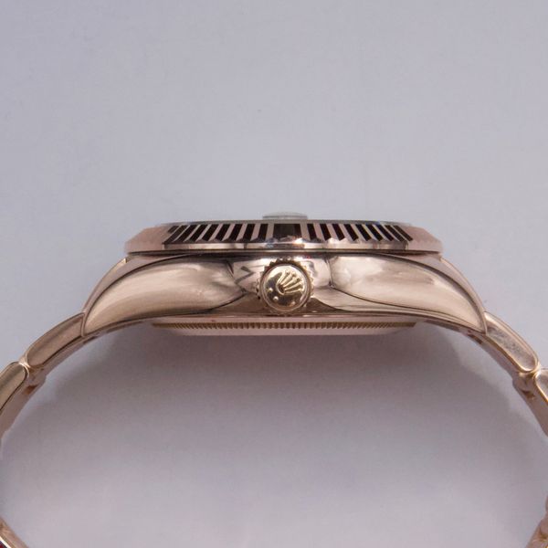 Rolex Sky-Dweller 326935